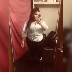 Meet your Posher, Tyana